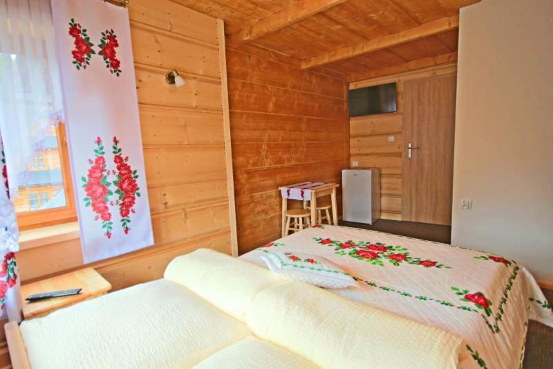 Pokoje Goscinne Pod Limbami Ciche Male Bagian luar foto