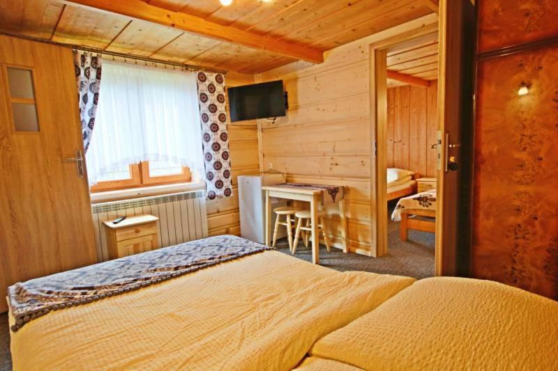 Pokoje Goscinne Pod Limbami Ciche Male Bagian luar foto